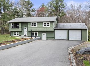 89 Richmond Rd, Assonet, MA 02702