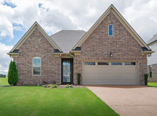 280 Saint Andrews Dr, Oakland, TN 38060