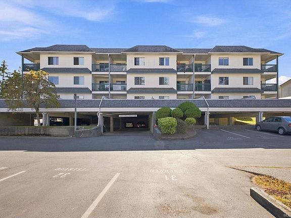 5th image of 3087 Barons Rd #305