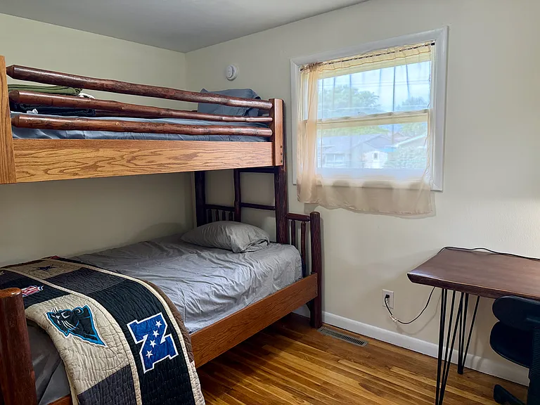 2408 Judy Ave — Photo 11