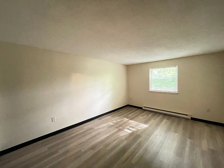 185 Loudon Rd #12 — Photo 12