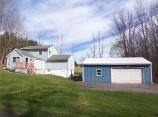 5321 Hyman Rd, Newark, NY 14513