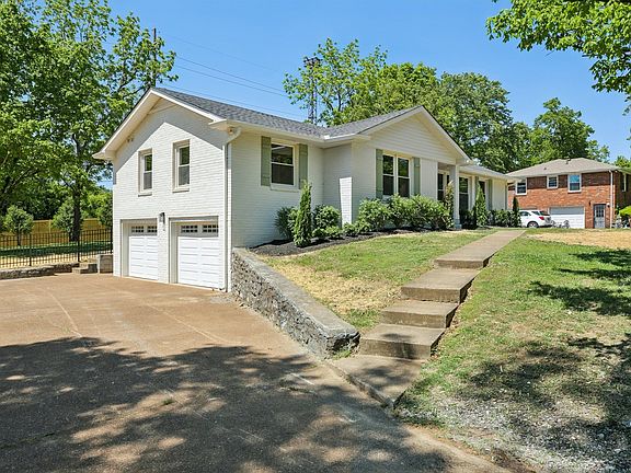 2nd image of 5157 Regent Dr