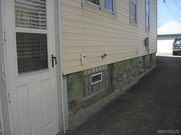 4th image of 281 North Dr