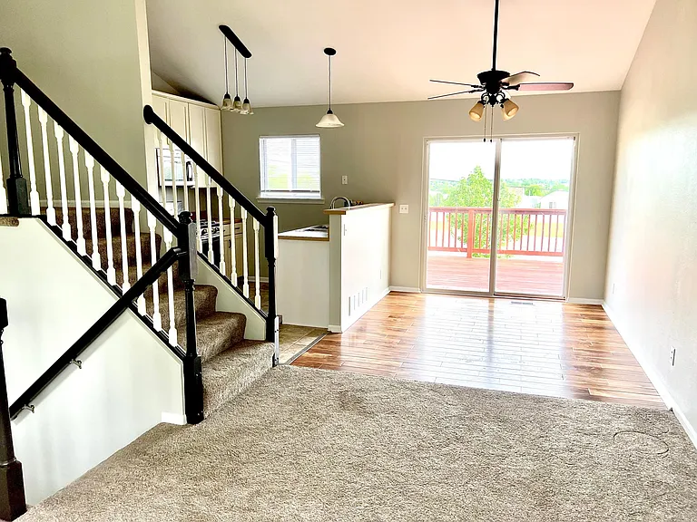 15301 Davidson St — Photo 3