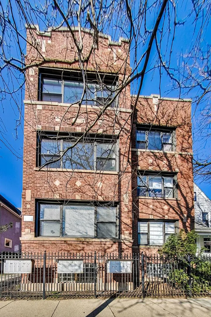 4838 N Ashland Ave APT 3E photo 1