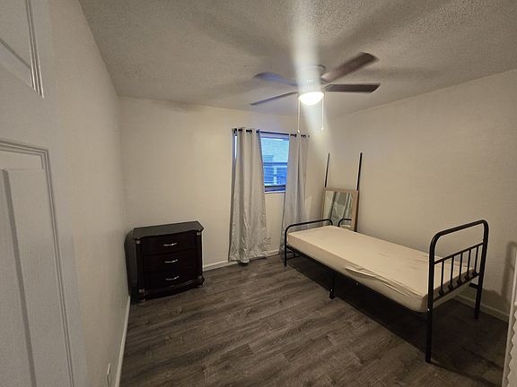 5th image of 820 SW 2nd Ave Unit 1