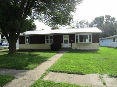 608 3rd Ave NE, Belmond, IA, 50421
