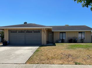 886 Victor St, Salinas, CA 93907