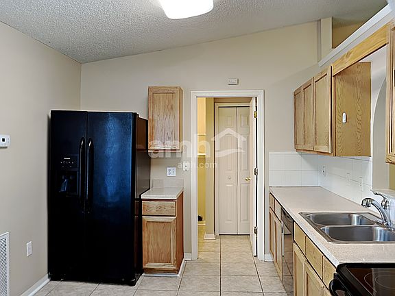 4th image of 2716 Lantana Lakes Dr E