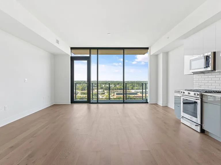 Seven88 West Midtown — Photo 12