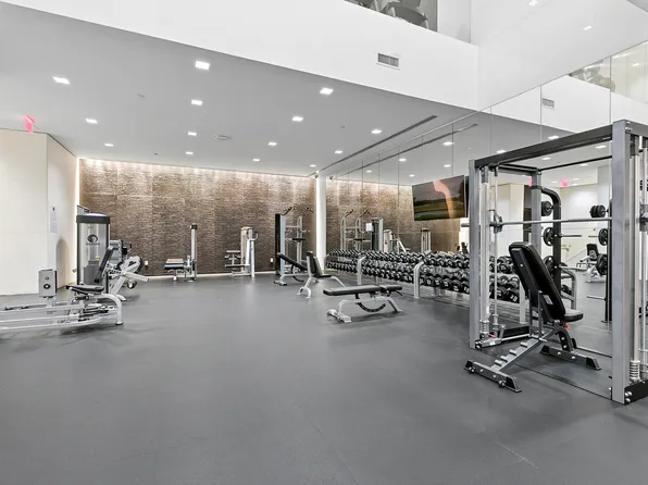 400 East 67th Street image 20 of 29