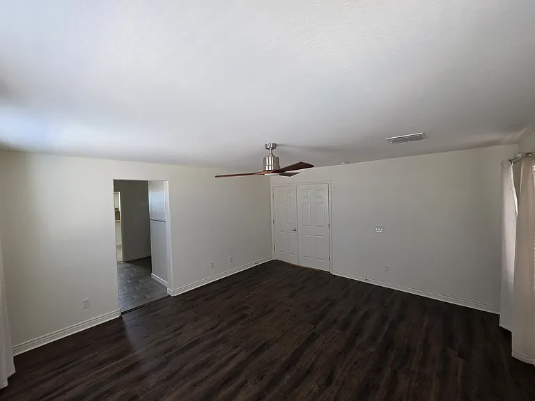 2756 E Hickory St — Photo 31