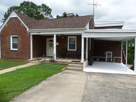 2nd image of 916 Chalmers St