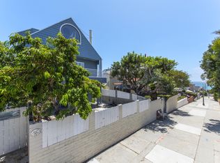 302 30th St #306, Hermosa Beach, CA 90254