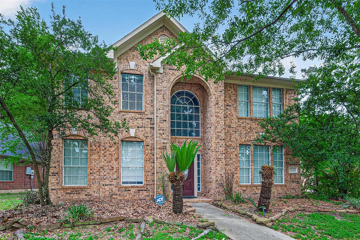 Building Photo - 1002 Pine Walk Trl