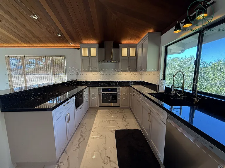 12135 Carola Dr — Photo 11