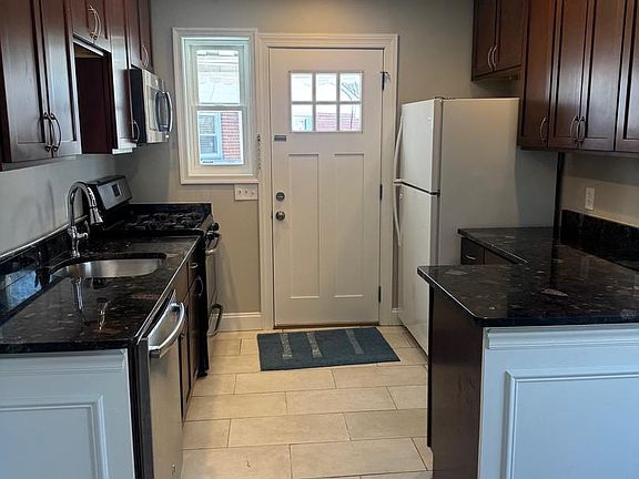 4th image of 2904 Fenimore Rd