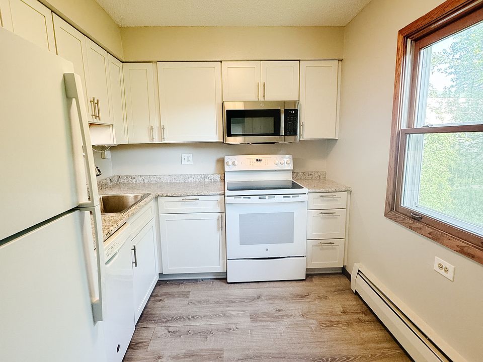 1st image of 2710 Dale St N #1