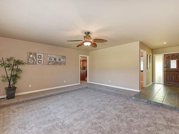 2nd image of 57 Brentford Cir