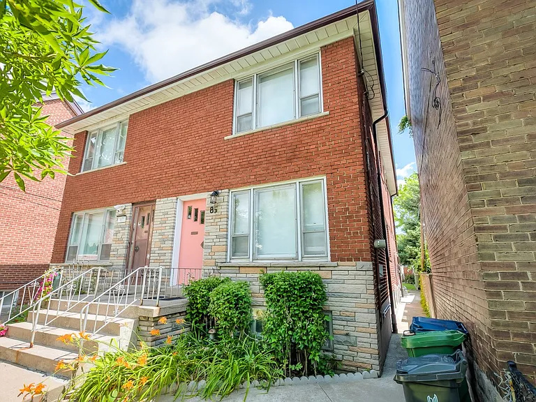85 Greenlaw Ave — Photo 1