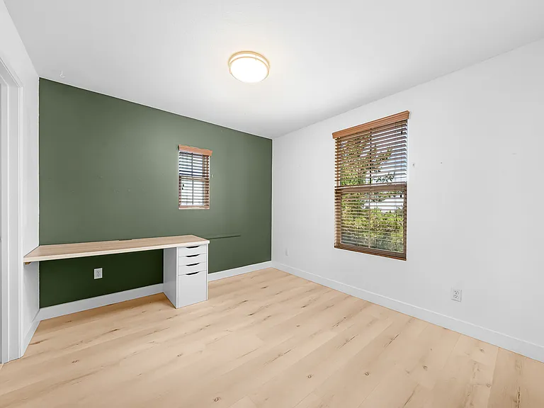 2281 Huntington Point Rd #139-1 — Photo 22