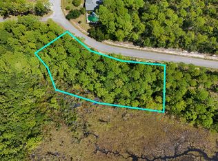 2 Cross Creek Cir, Freeport, FL 32439