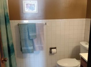 111 W Waukesha Rd #C2, Eagle, WI 53119