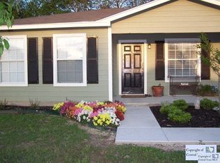 257 Springs Hill Cir, Seguin, TX 78155