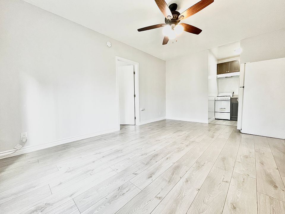 1st image of 614 Hauser Blvd #102