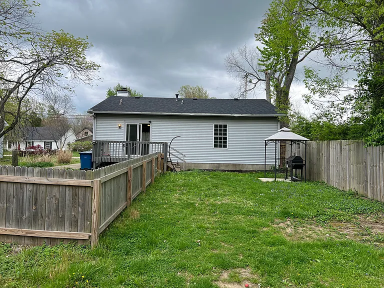 506 Old Harrods Creek Rd — Photo 15