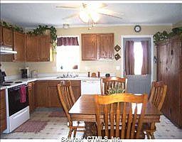 3rd image of 7 Woodcock Ln