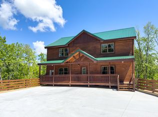 814 Wattle Blossom Way, Gatlinburg, TN 37738