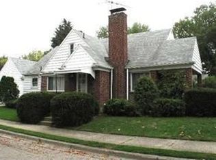 490 Rockcliff Cir, Dayton, OH
