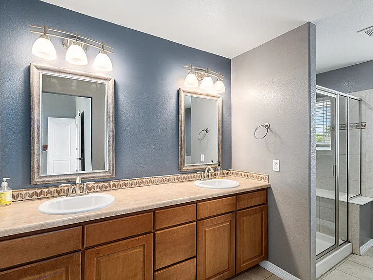 8699 S Addison Way — Photo 11