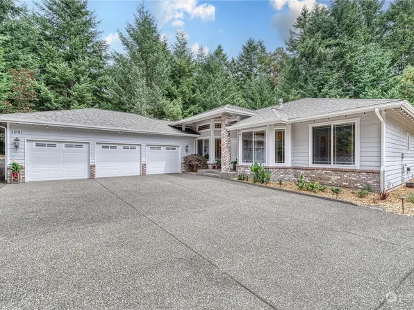 1091 Paha View Drive, Fox Island, WA 98333