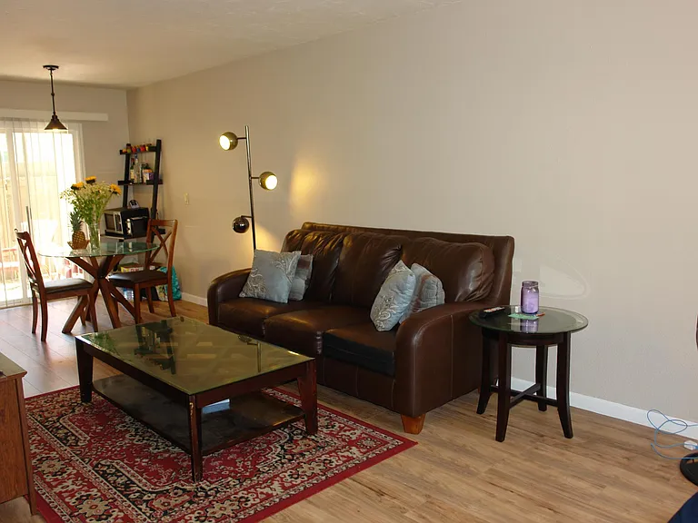 7880 Camino Glorita — Photo 3