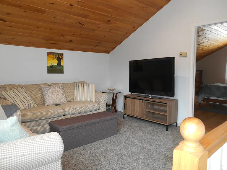 450 Grange Hall Rd — Photo 12