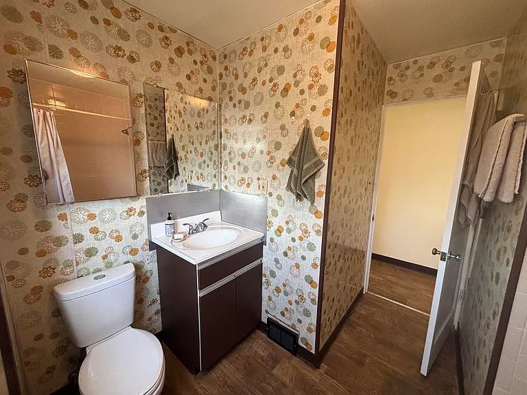 305 7th Ave #1 — Photo 7