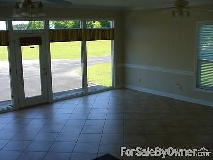 Bonus sunroom
						:
						Separate room with whole bath and washer/dryer connections.