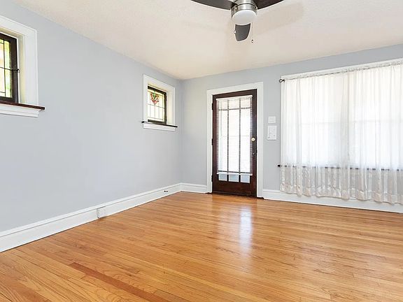 3rd image of 6275 Odell St #6275