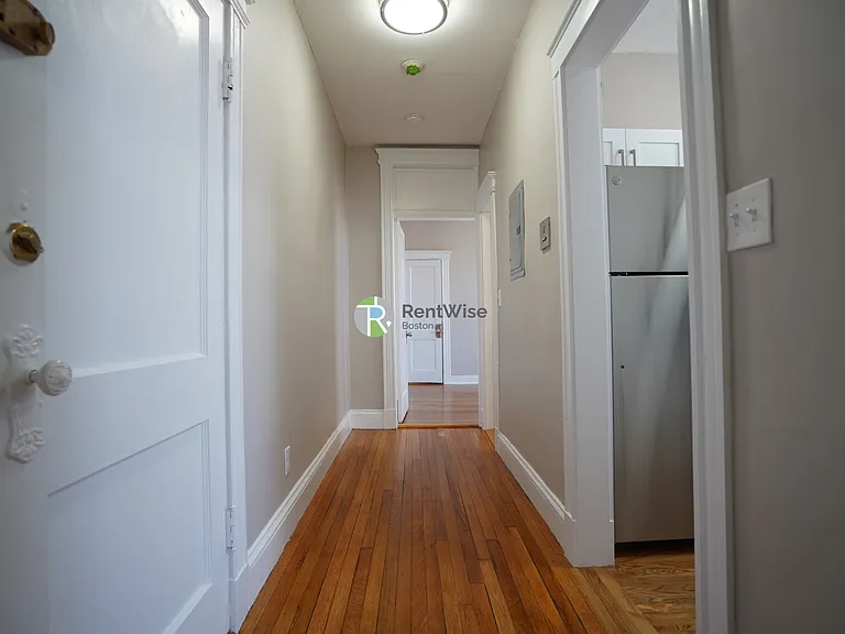 79 Gordon St — Photo 14