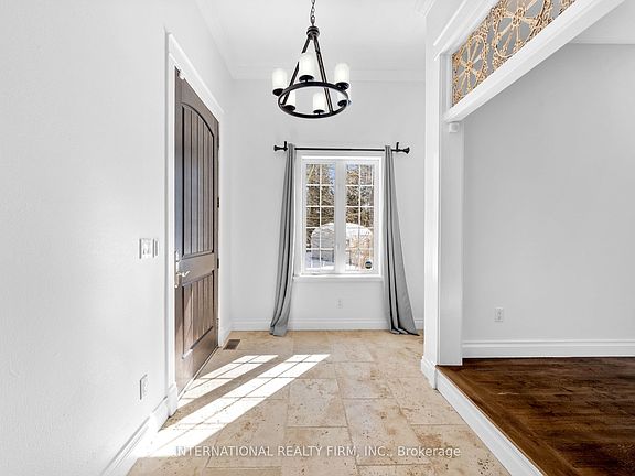 2nd image of 19748 Kennedy Rd