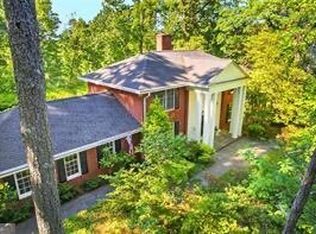 575 River Valley Rd, Sandy Springs, GA 30328