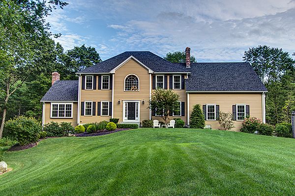 1st image of 34 Quissett Rd