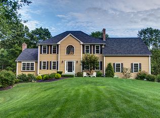 34 Quissett Rd, Mendon, MA 01756