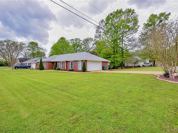 2nd image of 3001 Dewberry Ln