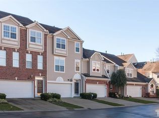 6924 Middleboro Dr, Raleigh, NC 27612