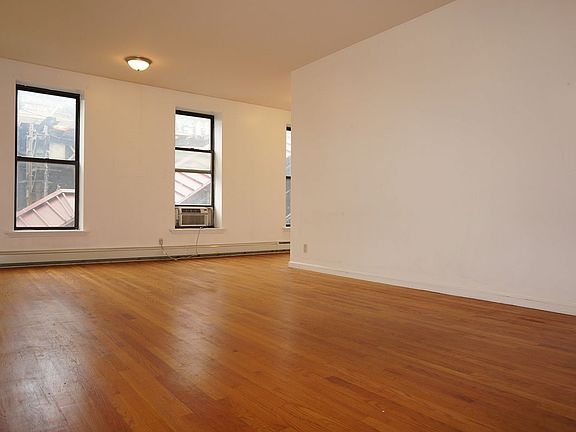 2nd image of 274 Broadway #2F