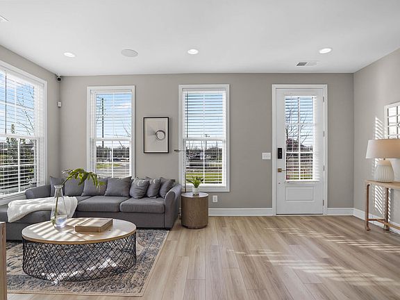 The Tristan - Great Room